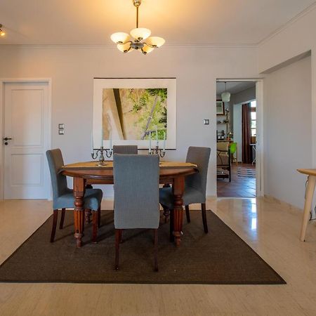 Spacious Apartment In Kavouri أثينا المظهر الخارجي الصورة