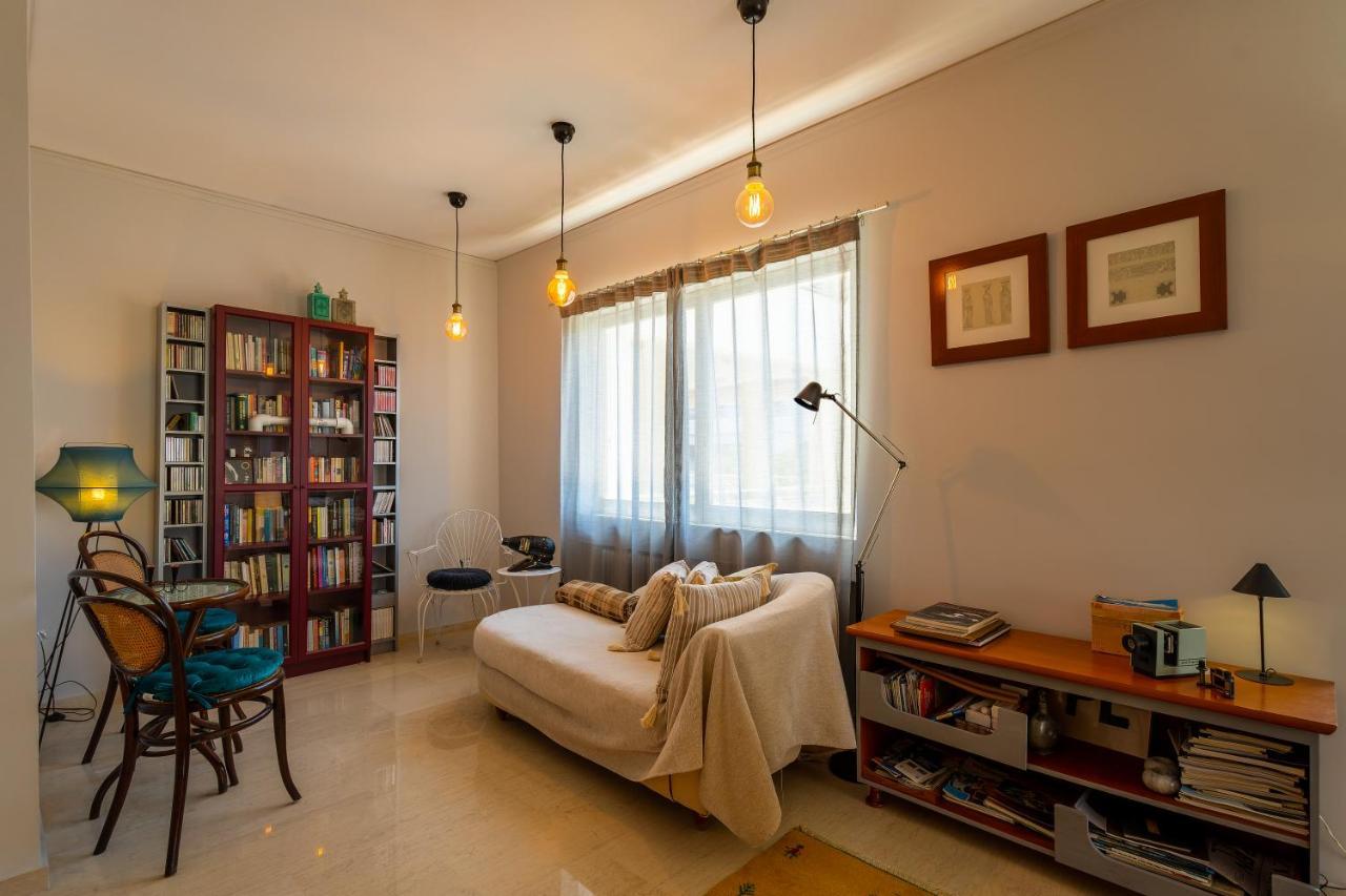Spacious Apartment In Kavouri أثينا المظهر الخارجي الصورة